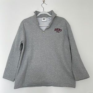 DKNY USA Sweater Size Small. Good condition.